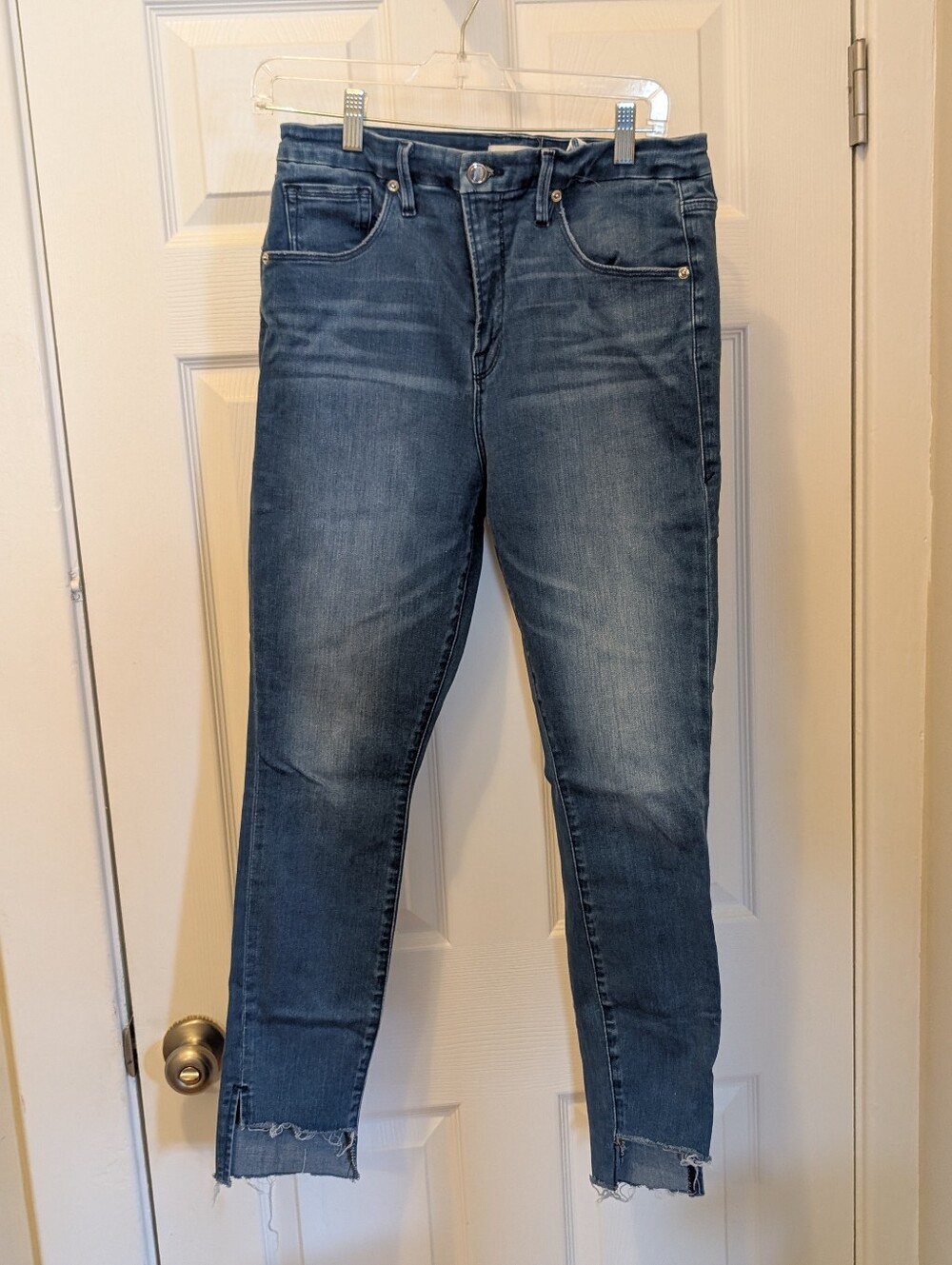 Good American Size‎ 14/32 Skinny Jeans Raw Hem Ankle Crop Medium Wash High Rise